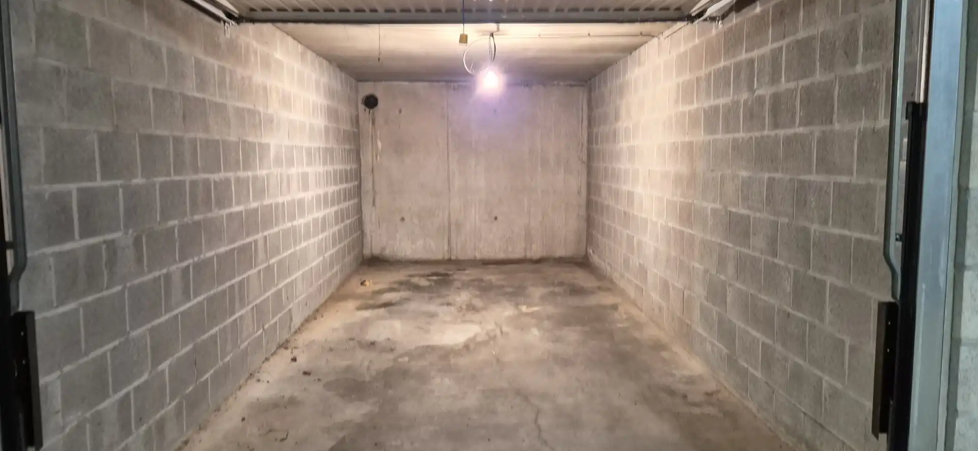 Rustig gelegen appartement met terras, garagebox en lift foto 15