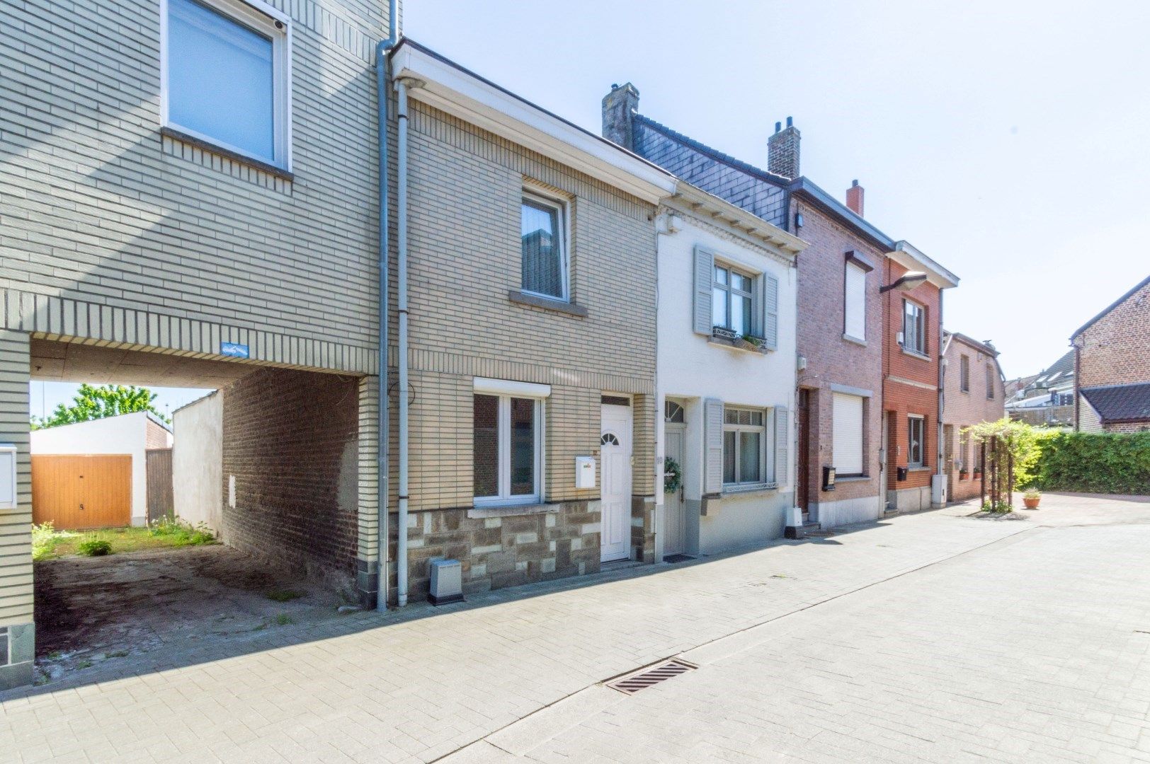 RUSTIG GELEGEN WONING MET 3 SLAAPKAMERS ! foto 2