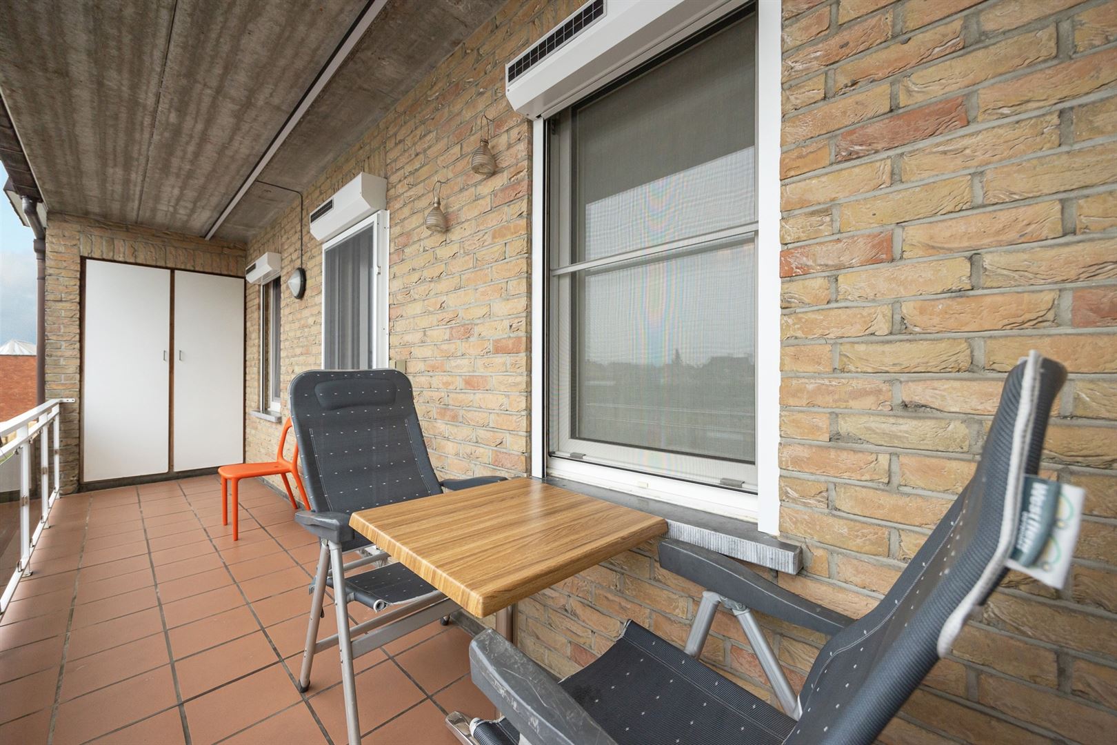 Appartement met twee slaapkamers en garage foto 15