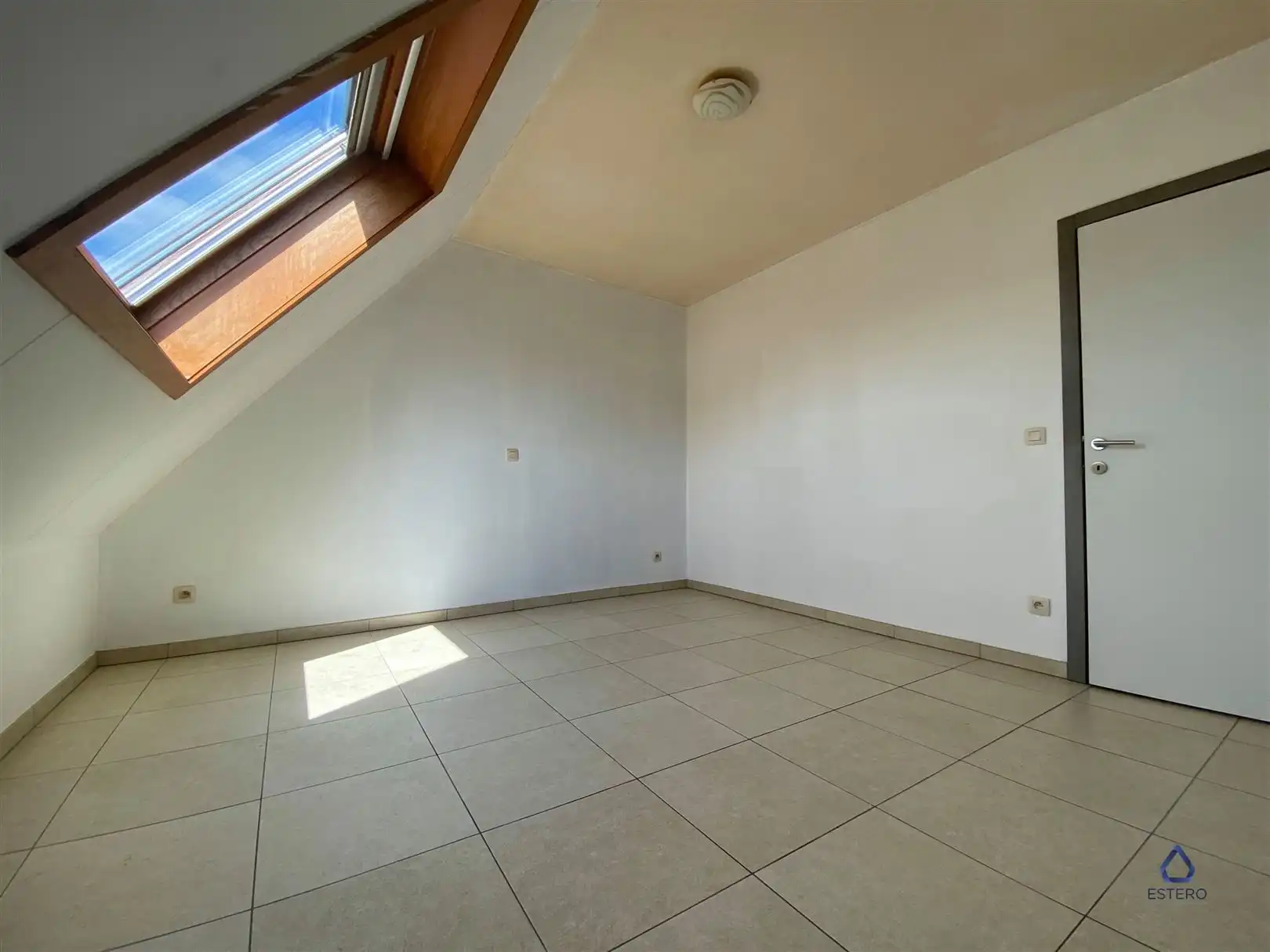Duplex met 3 slaapkamers en garage  foto 6