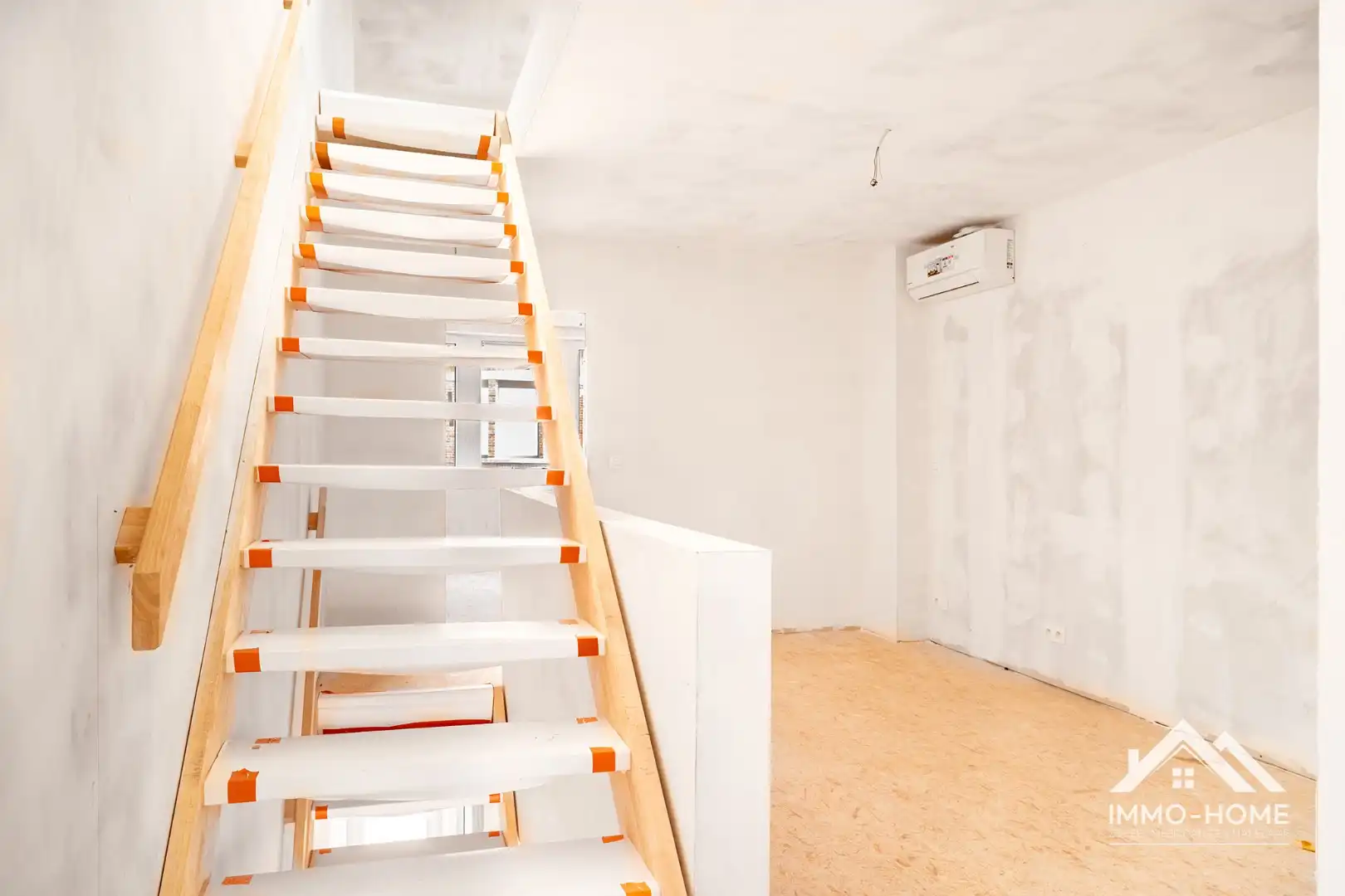 Structureel gerenoveerde woning met tuin foto 15