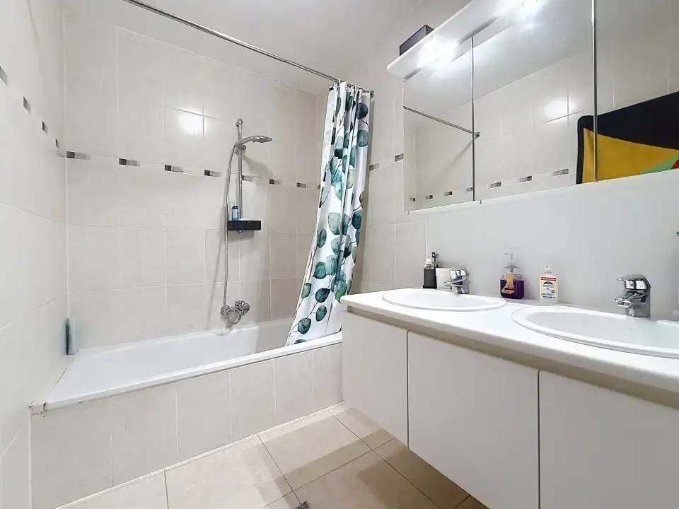 Energiezuinig appartement met 2 slaapkamers en terras vlakbij centrum Torhout foto 5