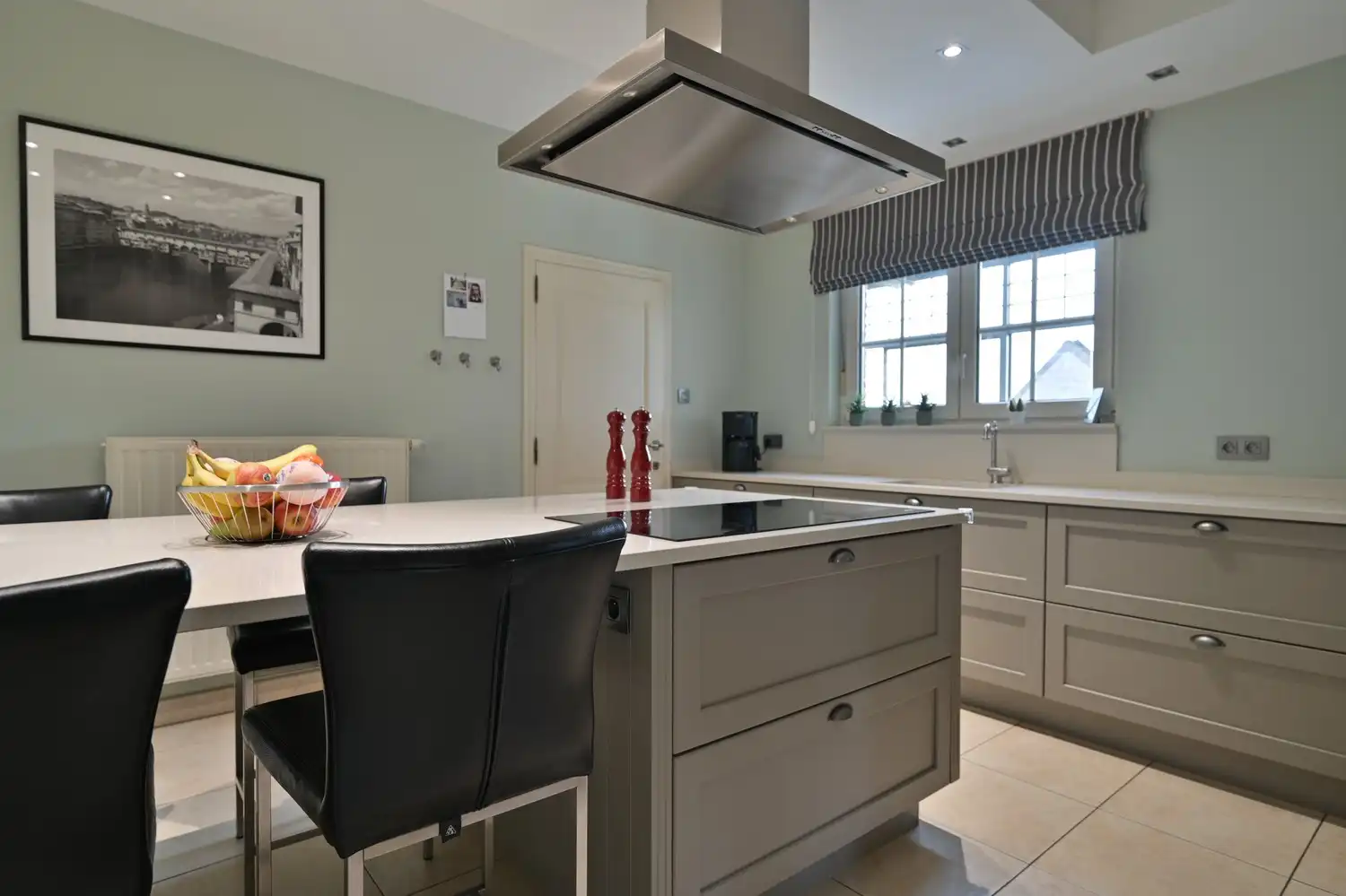 Charmante villa met orangerie en&nbsp;zwembad op een steenworp van Maastricht foto 14