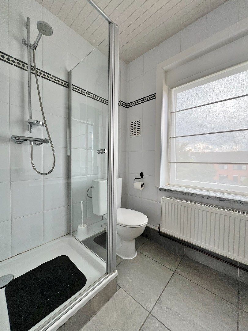 Instapklare bel-etage met garage, tuin en 3 slaapkamers.  foto 11
