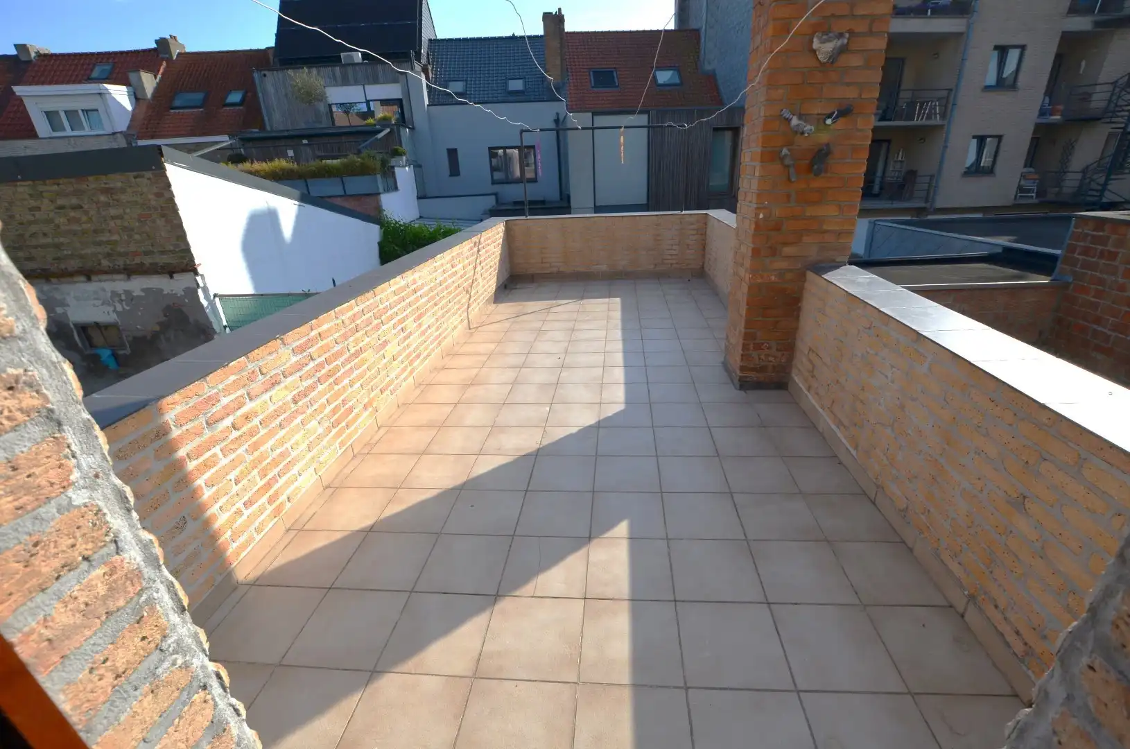 Zeer ruim woonhuis foto 5