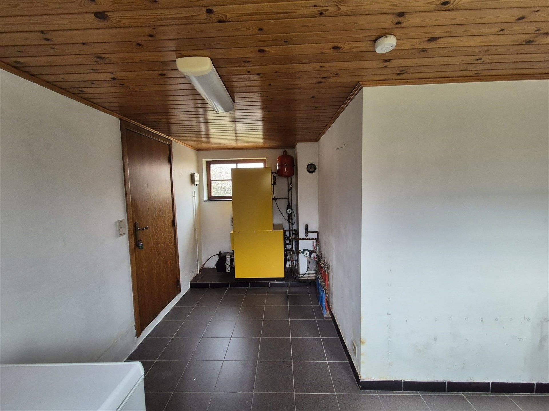 Charmante open bebouwing met tuin en dubbele garage. foto 26