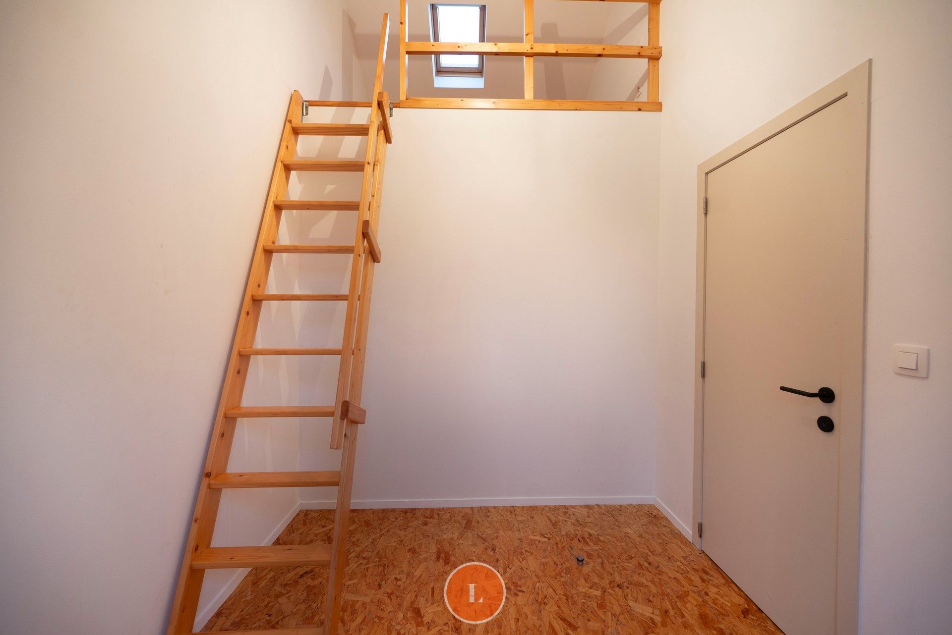 Instapklare woning met 3 slaapkamer en tuin in Lauwe foto 14