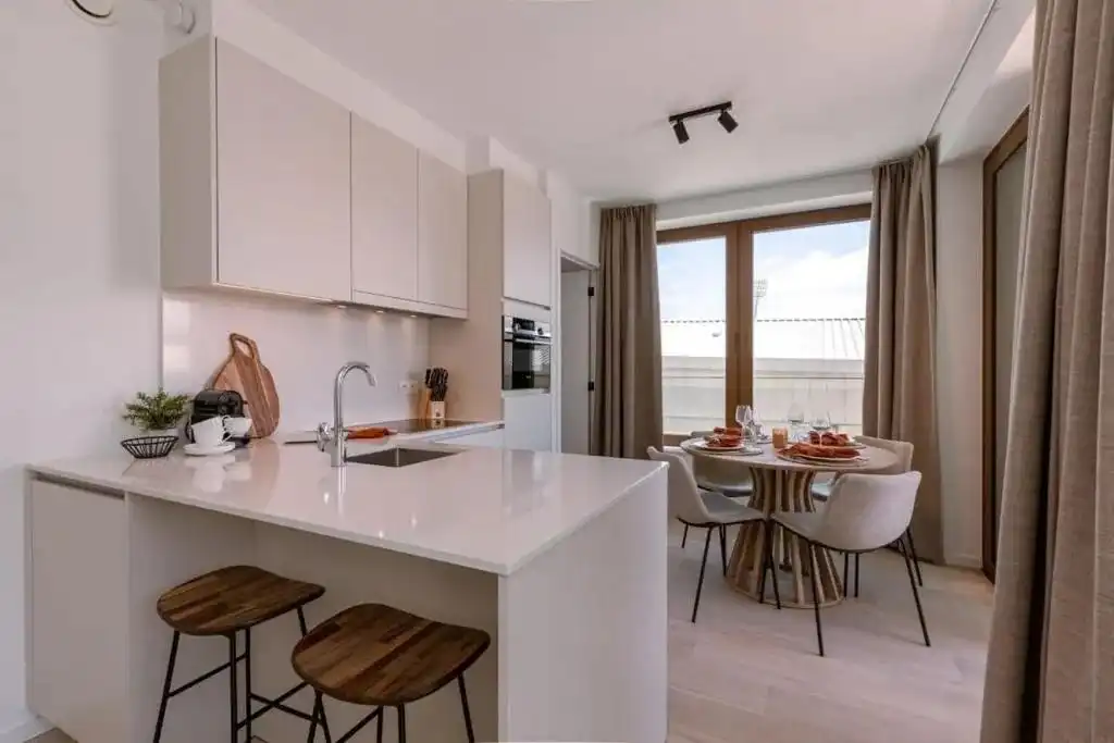 Prachtig gemeubeld 1-slaapkamerappartement op wandelafstand van het strand foto 4