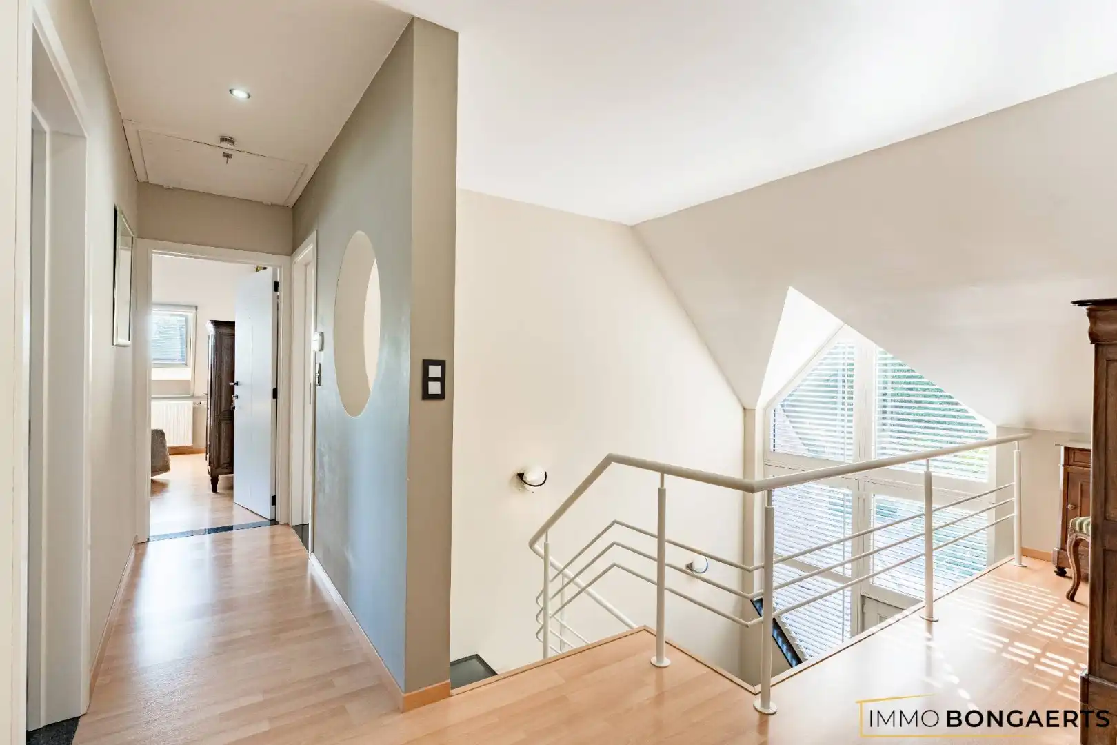 Bijzonder ruime woning op een uitzonderlijk perceel van maar liefst 16 are foto 21