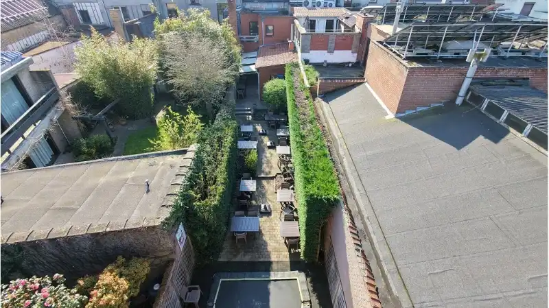Horecapand met TERRAS te koop ( met overname ) in de Moerkerkse Steenweg in Sint-Kruis Brugge foto 14