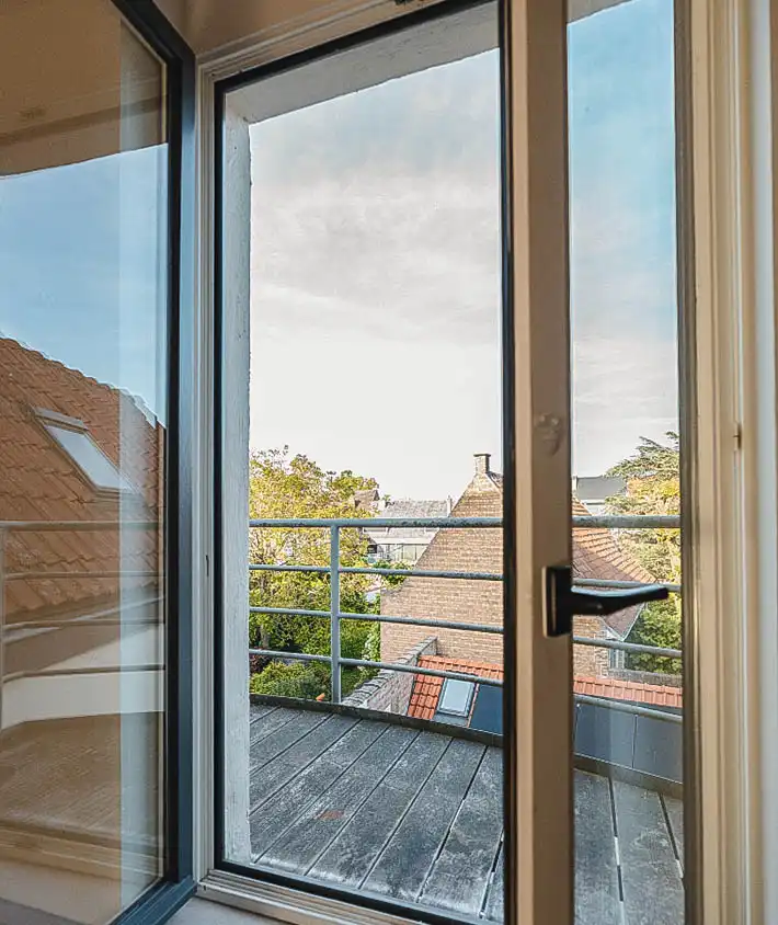 sfeervolle penthouse (139 m2) met zonneterras, schilderachtige gelegen rond de St Gilliskerk foto 7
