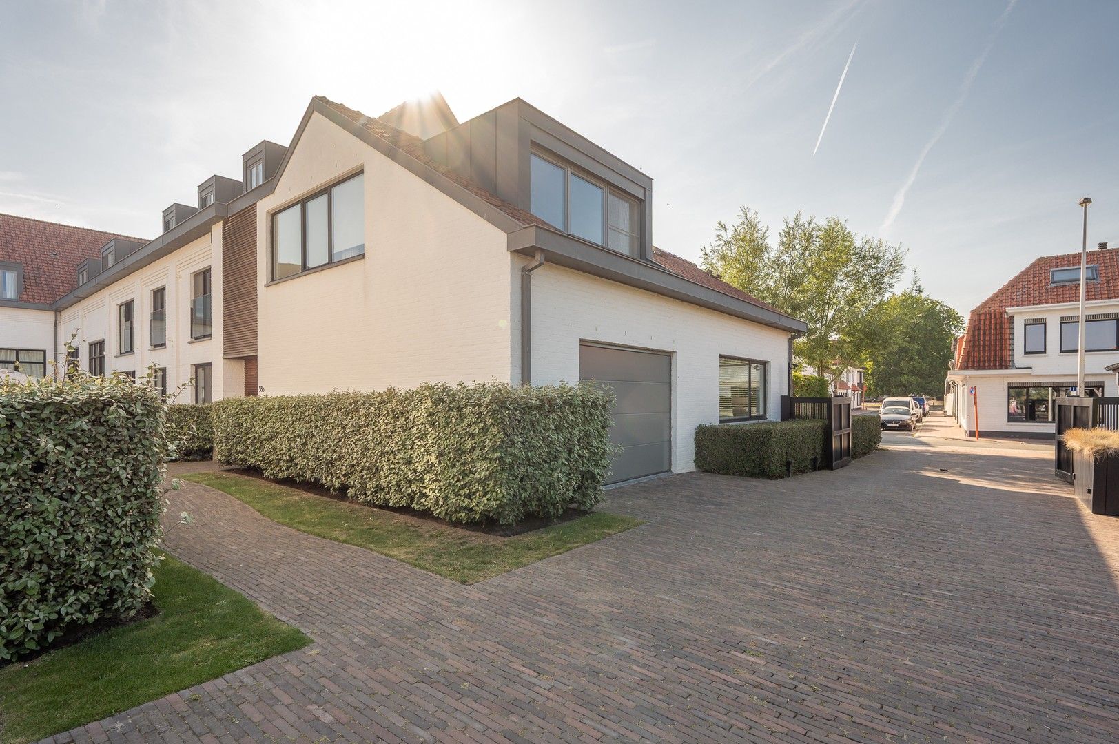 Prachtige, lichtrijke woning vlakbij het pittoreske Oosthoekplein in het Zoute op wandelafstand van de zee en het Zwin. foto 25
