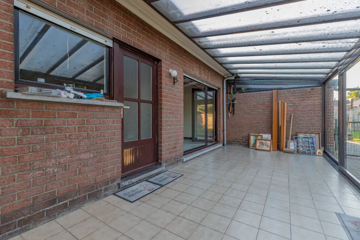 Zeer goed gelegen bungalow op wandelafstand van het centrum, station en de scholen van Dendermonde foto 5