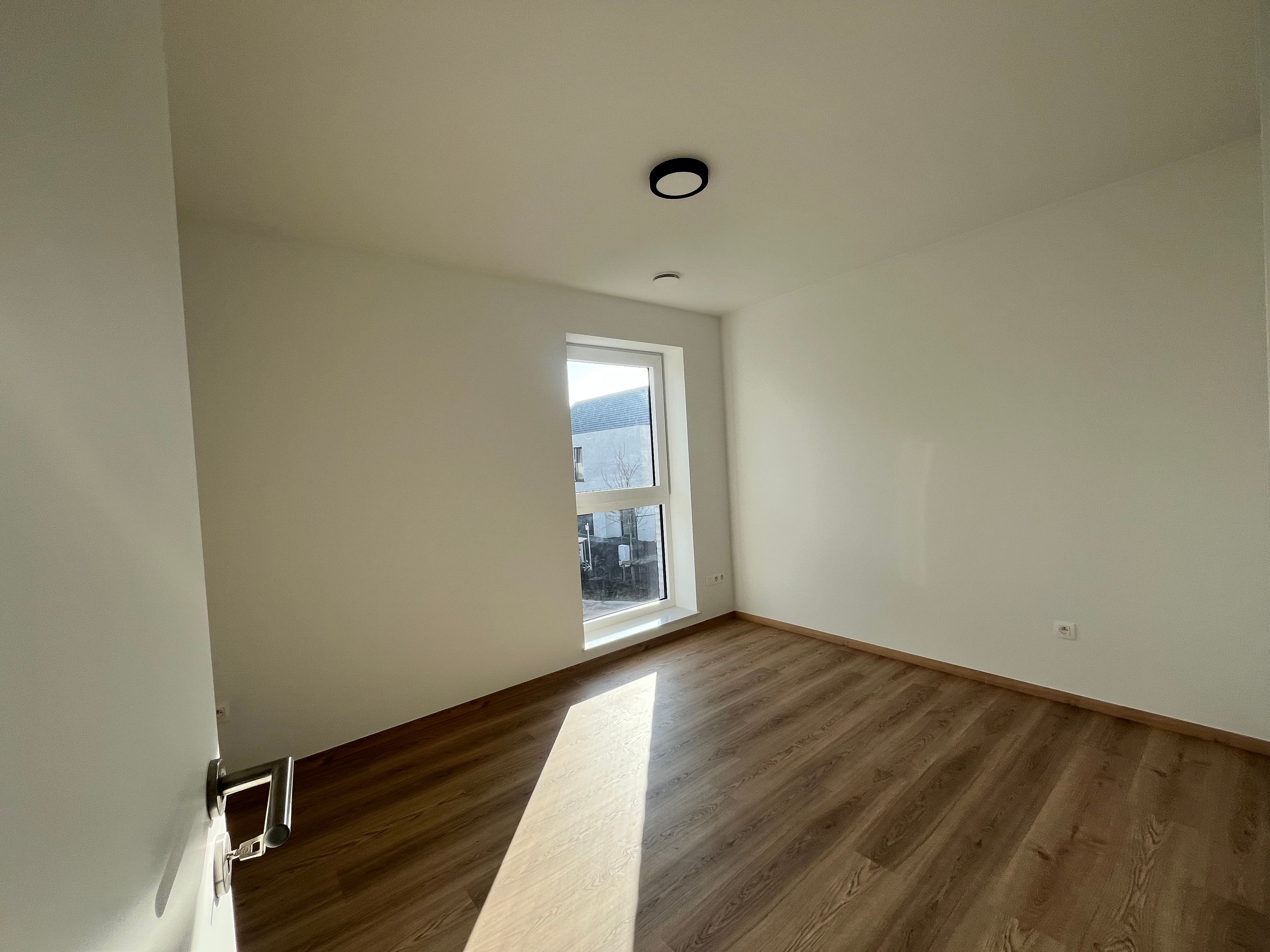 Moderne nieuwbouwwoning voorzien van 3 slkaapkamers foto 9