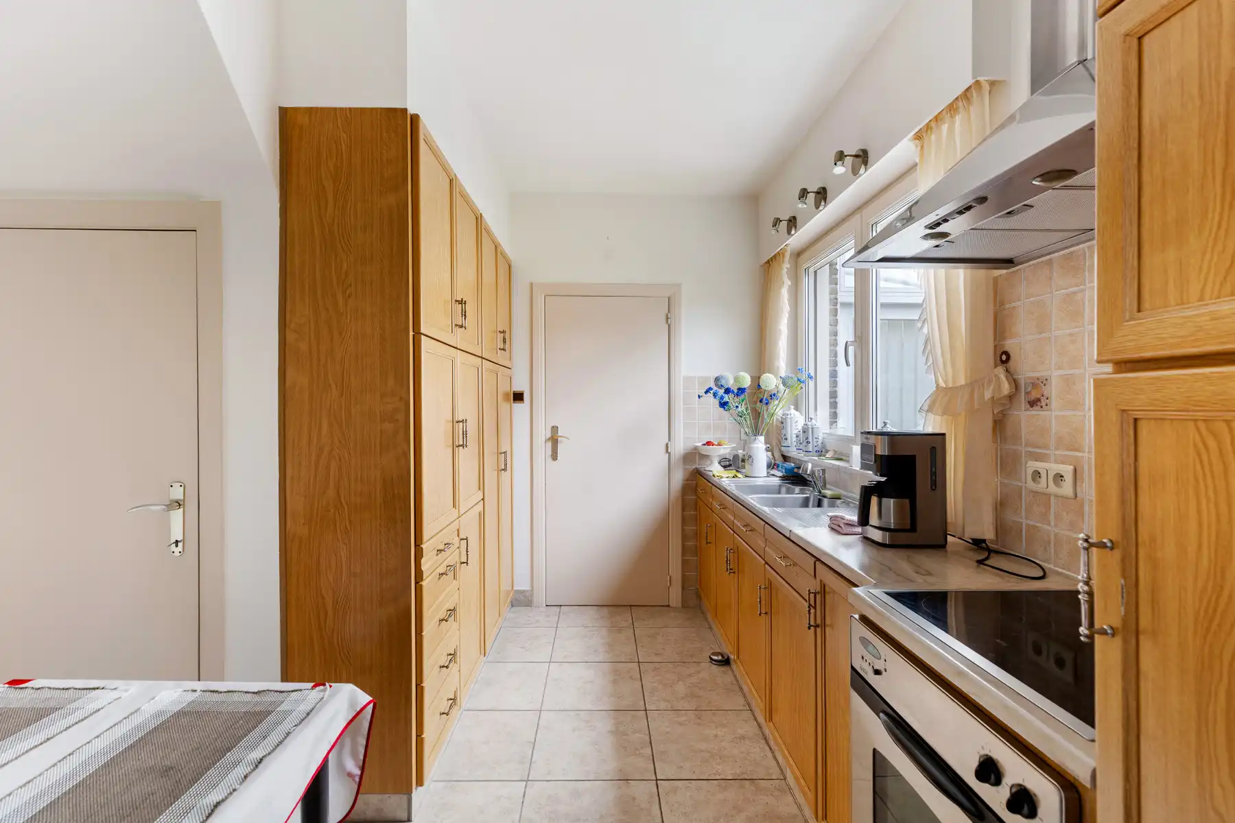 Gezinswoning met tuin in rustige buurt te Oudenaarde foto 6