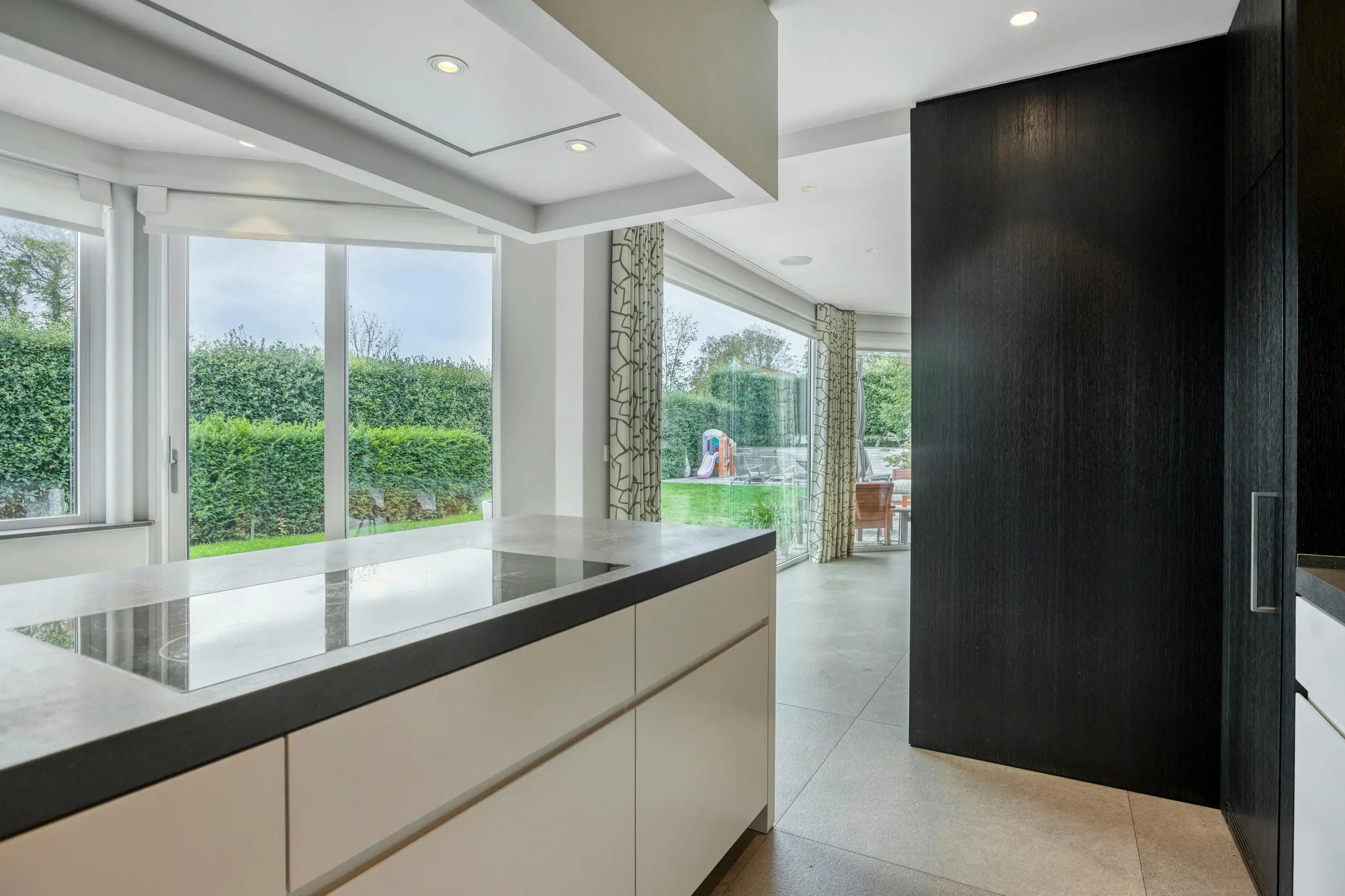 Exclusieve villa met 4 slaapkamers en zwembad te Koksijde foto 8