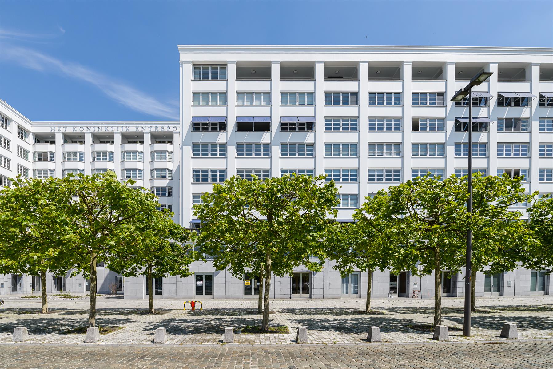 ANTWERPEN - hoekappartement met frontaal zicht over het MAS. foto {{pictureIndex}}