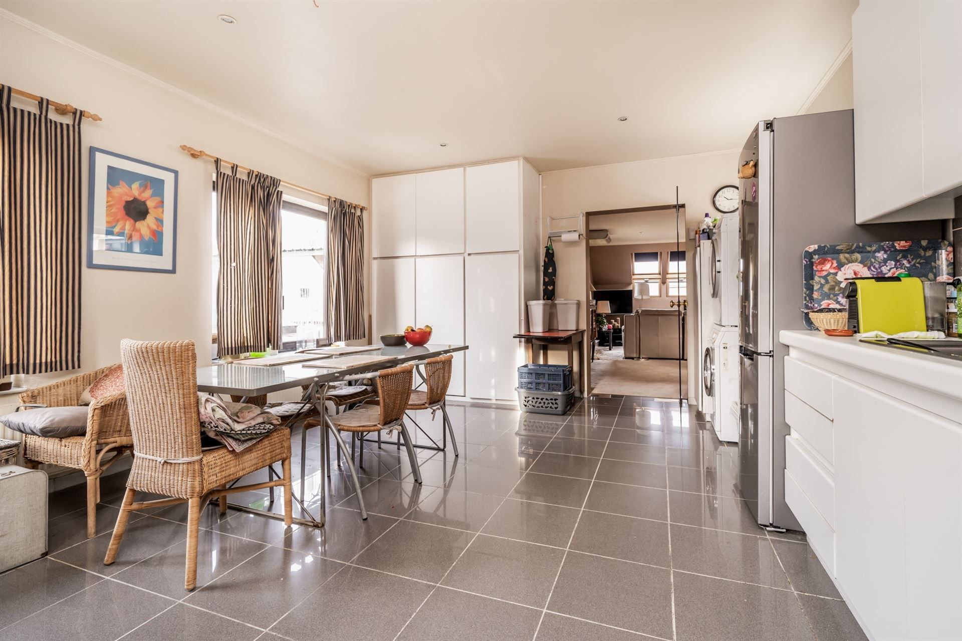 GEMENGD OPBRENGSTEIGENDOM MET HORECA - APPARTEMENTEN EN BUSINESSFLATS foto 14