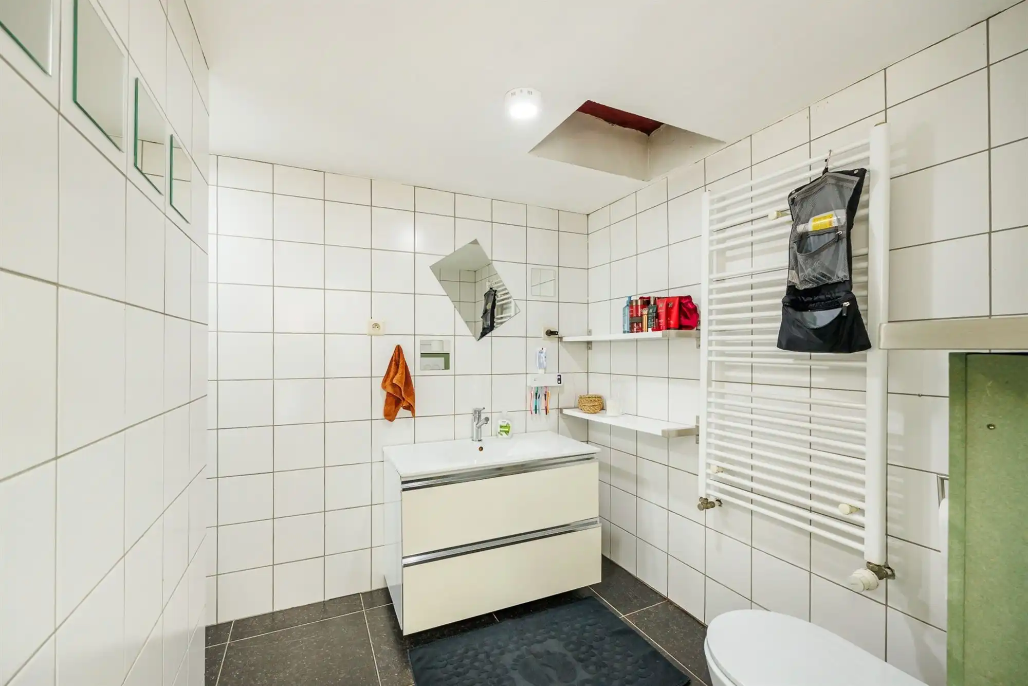 Gezinswoning met twee ruime slaapkamers en tuin foto 12
