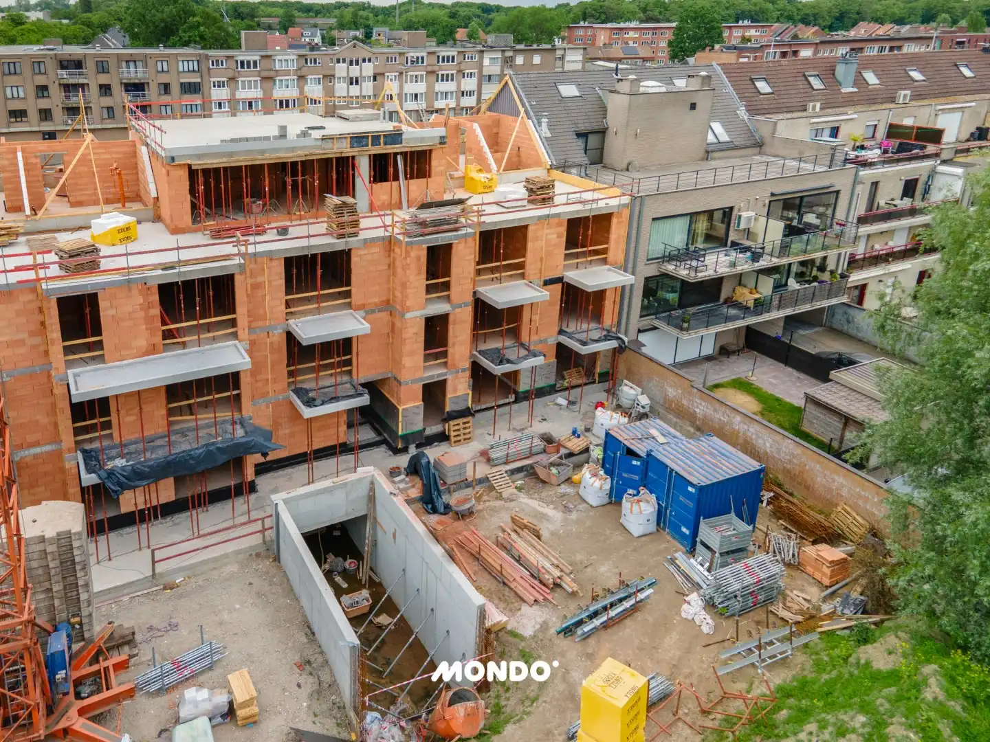 Penthouse met 2 slaapkamers en enorm terras te Boom. foto 9