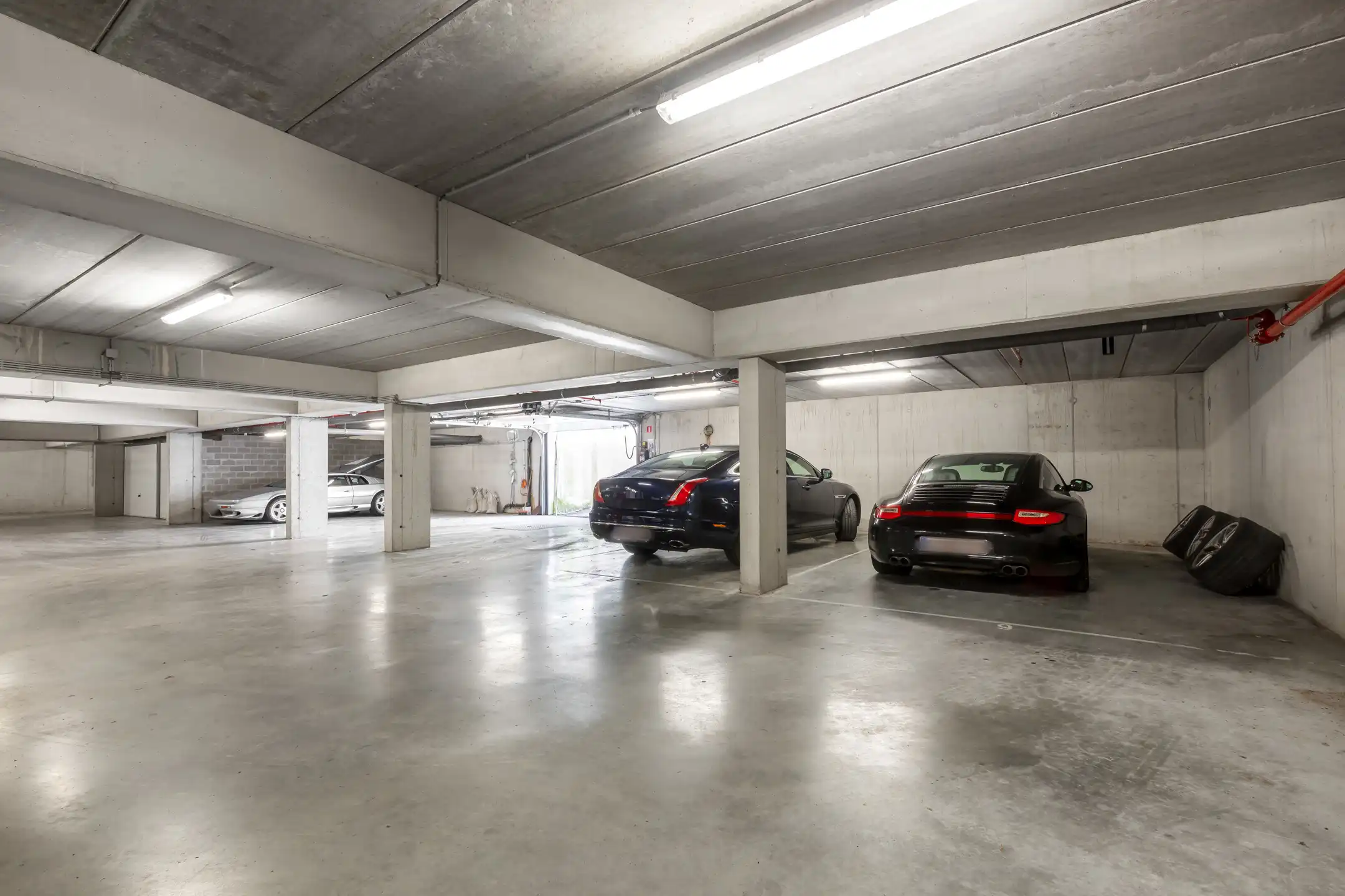 Unieke duplex met lift, terras en optionele parking foto 28