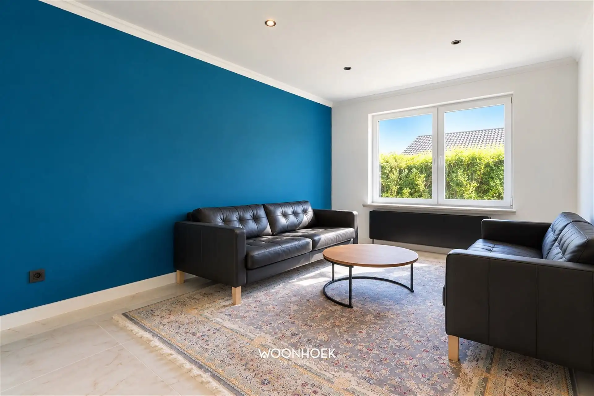 Gerenoveerde villa met bureau en 6 slaapkamers! foto 16