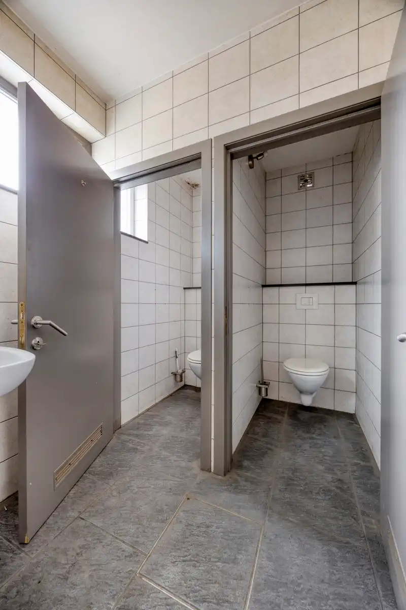 Handelspand met 2 vergunde appartementen  foto 11