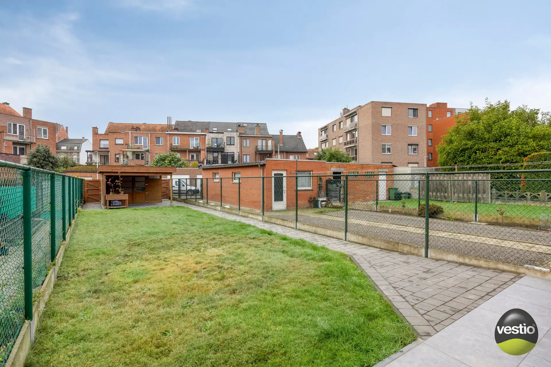 Charmante, gerenoveerde stadswoning met 4 slaapkamers en grote stadstuin. foto 24