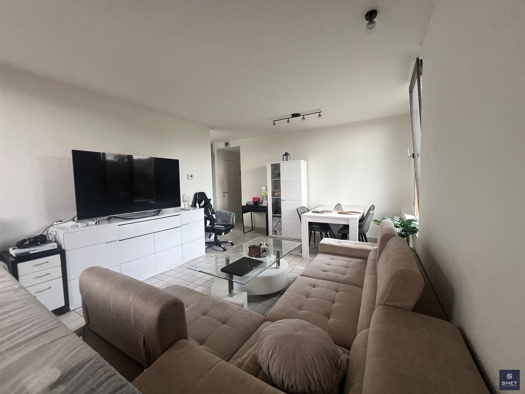 appartement met 1 slpk, terras en autostaanplaats foto 7