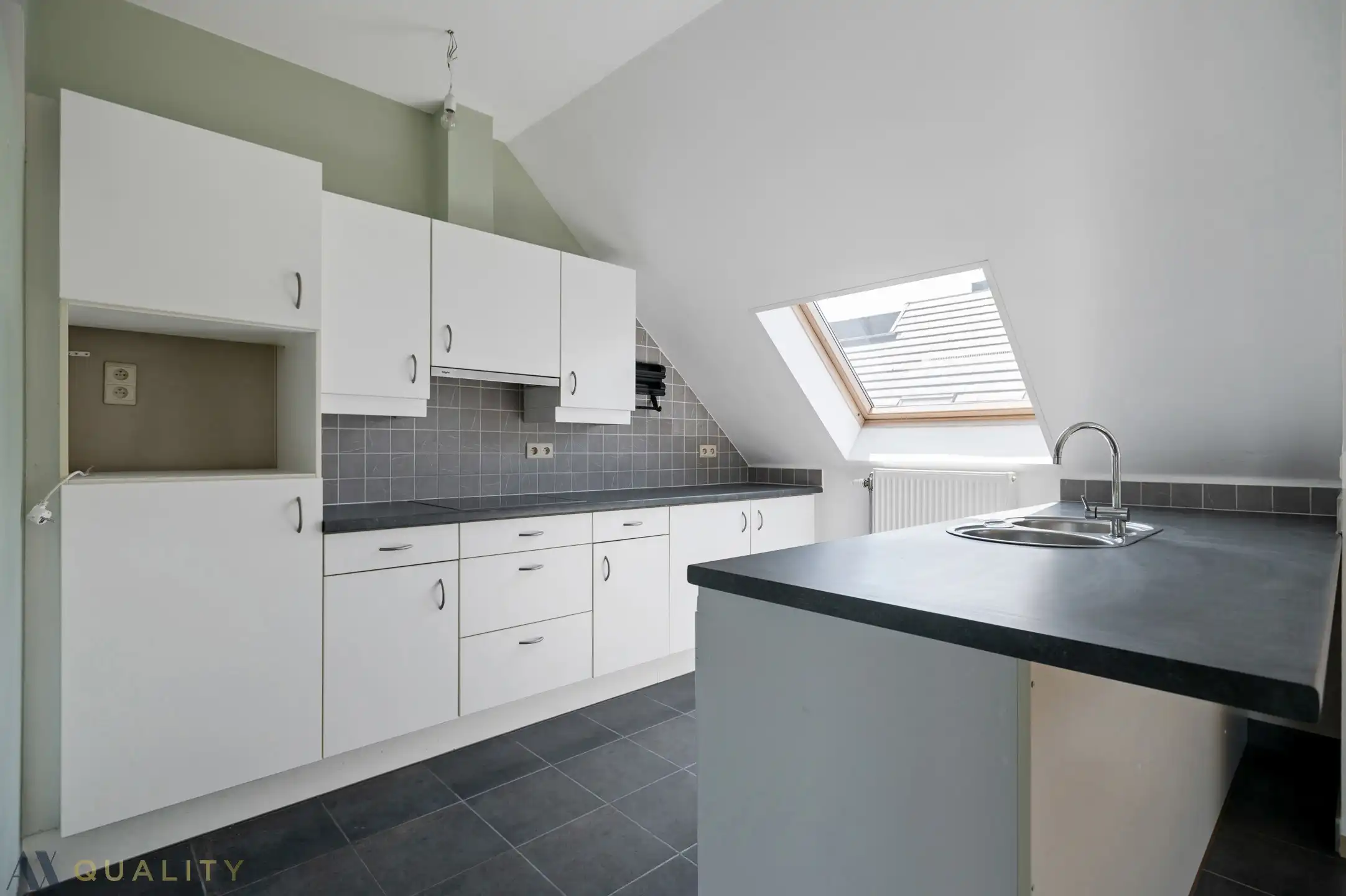 Centraal gelegen 2 slpk. appt. met gar. en terras. Vrij vanaf 15/03/2026 foto 7