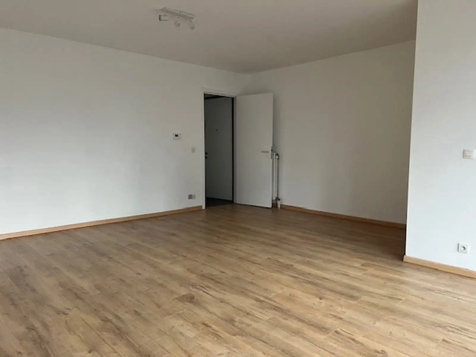 Instapklaar appartement met 2 slaapkamers foto 8