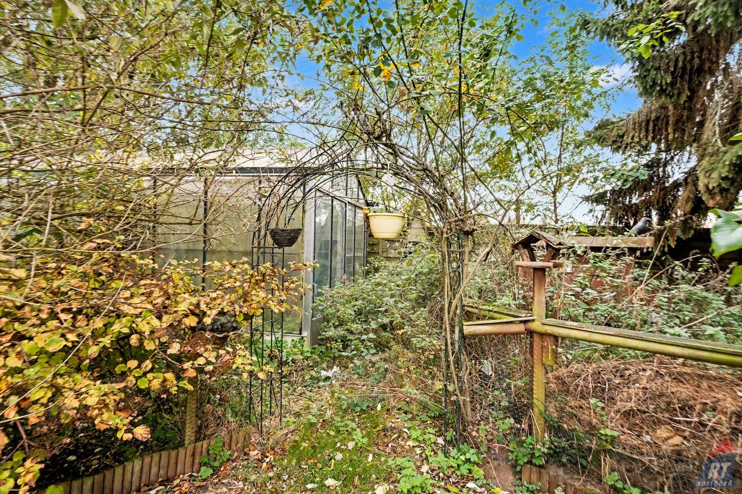 Gelijkvloerse halfopen woning met tuin en renovatiepotentieel in het hart van Sint-Truiden foto 22