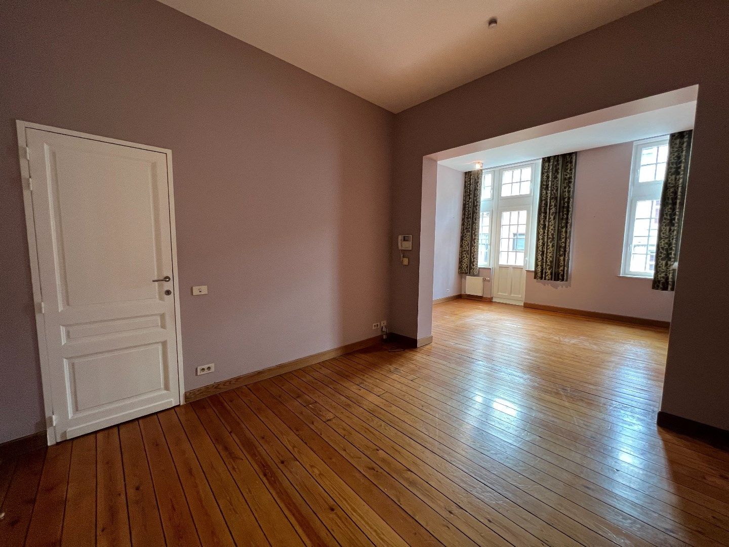 GEZELLIG APPARTEMENT MET 2 SLAAPKAMERS IN CENTRUM IEPER foto 3