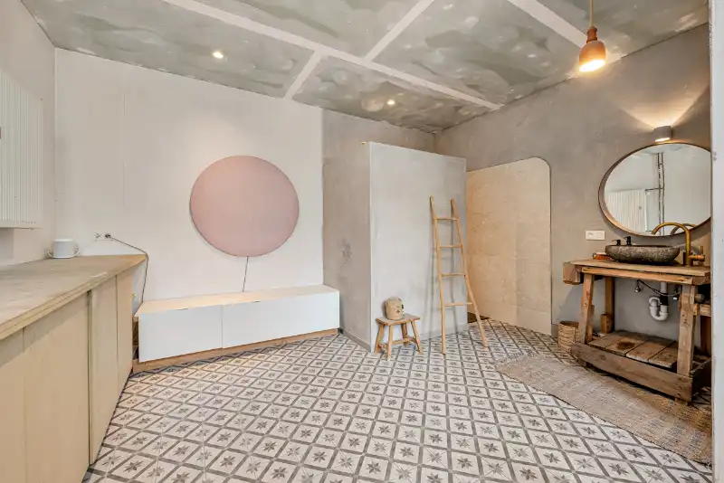 Karaktervolle interbellumwoning met loods nabij de Markt van Gavere foto 14