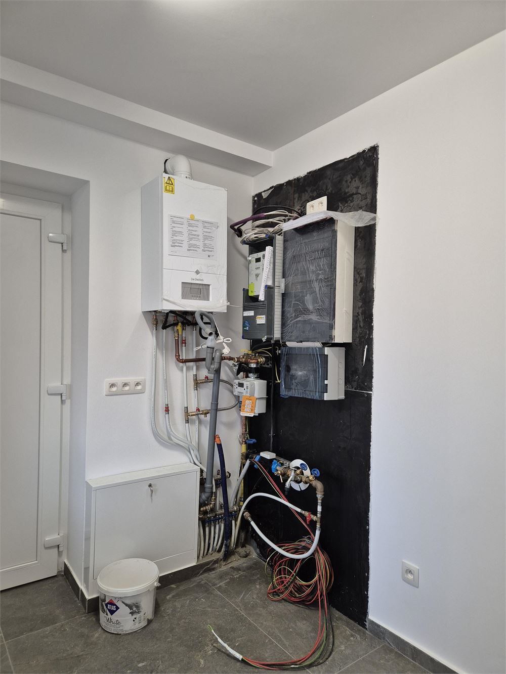 Leuke gerenoveerde woning met 4 slaapkamers en tuin foto 9