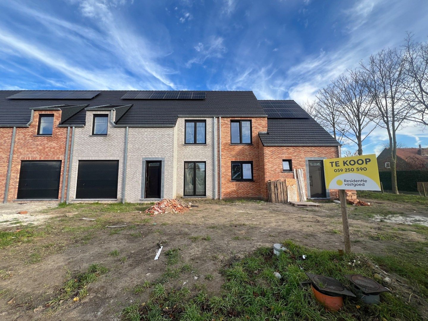 ACTIE BTW WEG ERMEE! - Ruime 4-slaapkamer woning op boogscheut van centrum Eernegem foto 6