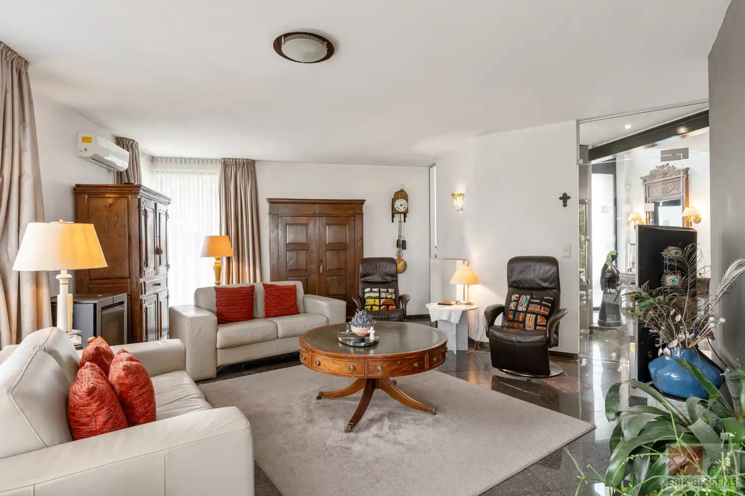 Ruime luxueuze villa met een bewoonbare opp van ca. 259m² en een perceel van 3900m². foto 6