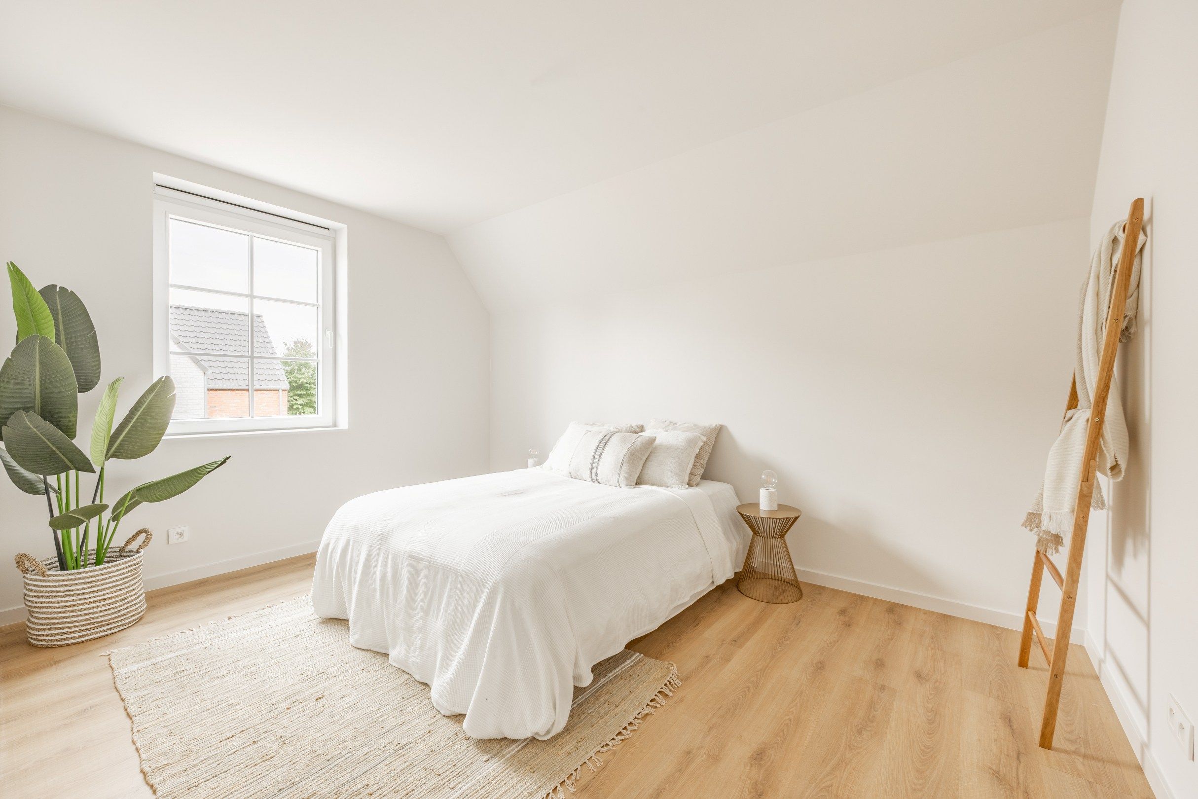 PRACHTIGE NIEUWBOUWWONING MET GARAGE foto 9