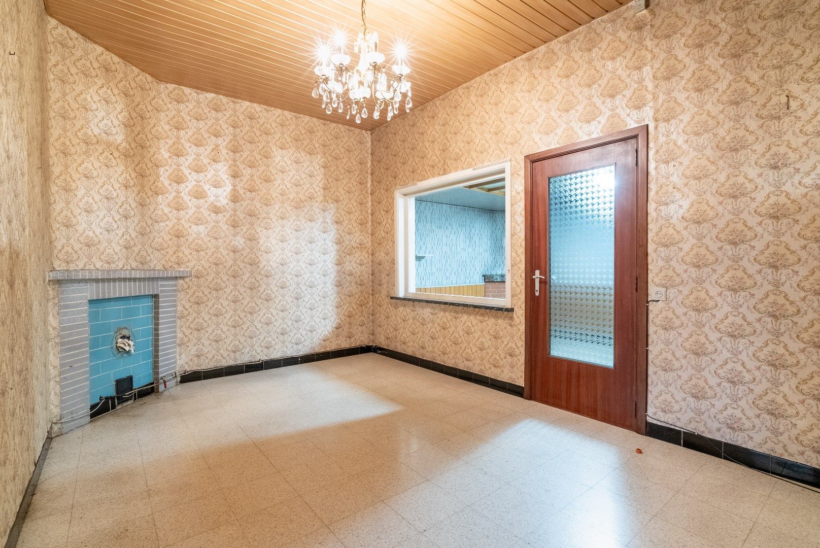 TE RENOVEREN WONING MET UITWEG foto 4