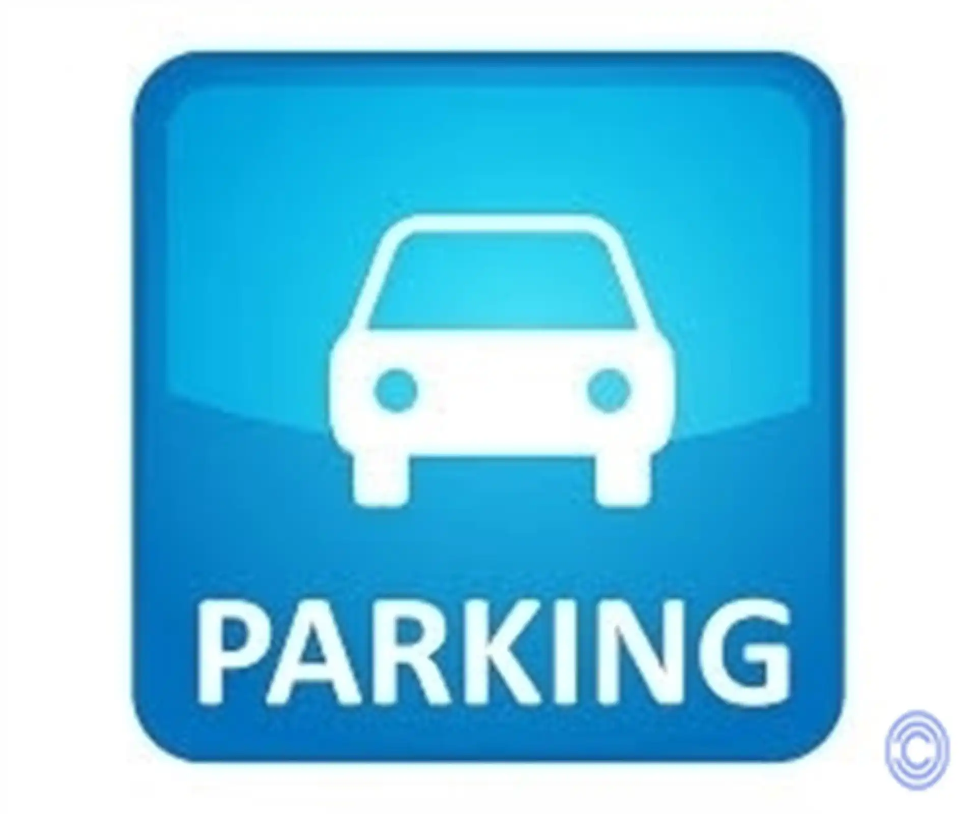 Overdekte autostaanplaats met elektrische poort! foto {{pictureIndex}}