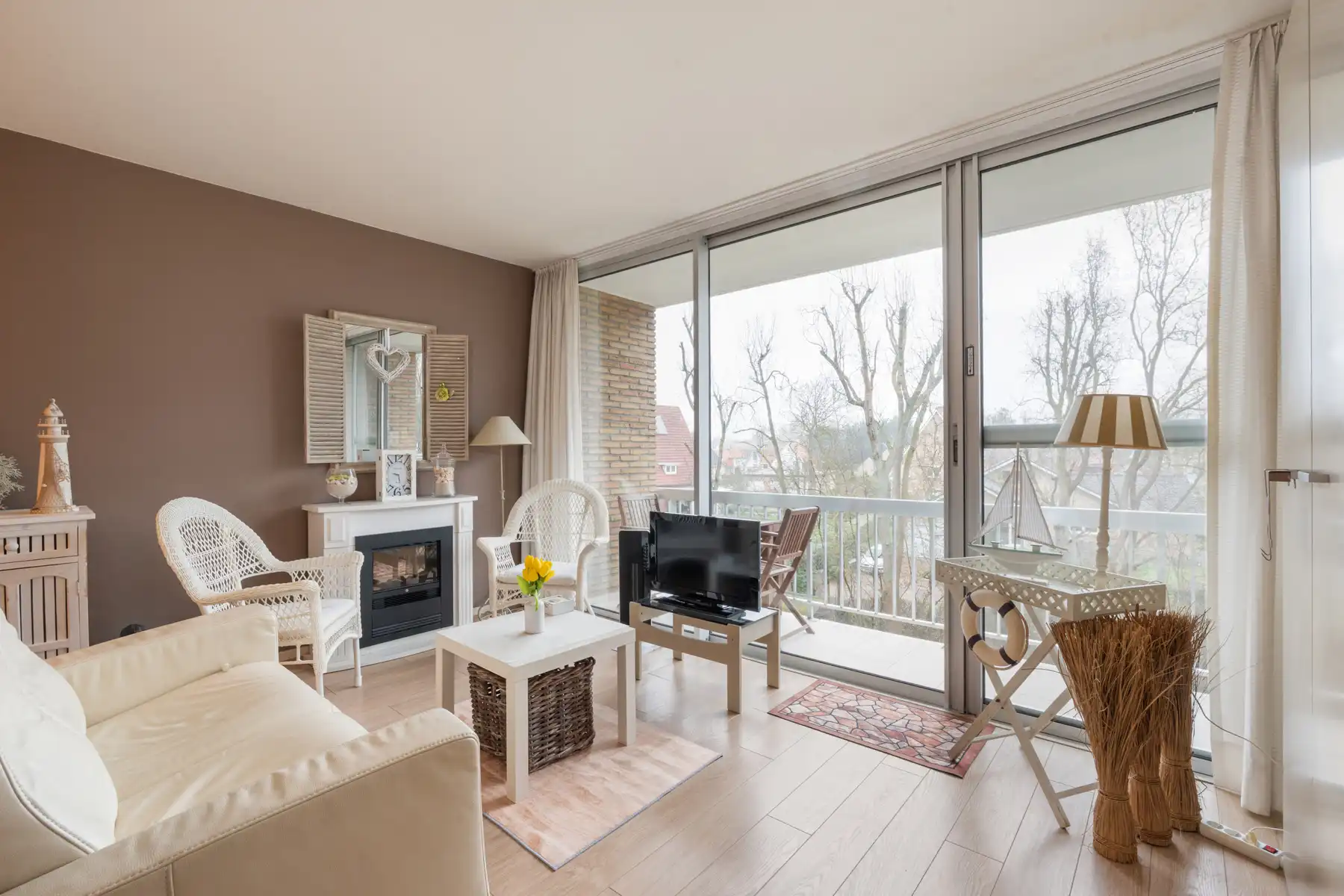 Ruime flat in een groene omgeving foto 2