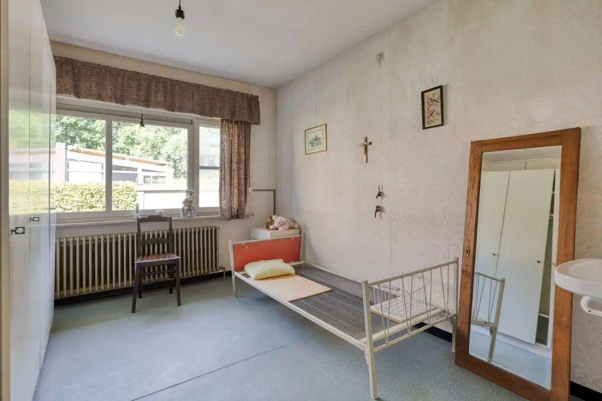 Gelijkvloerswoning met oa 3 slaapkamers in een rustige doodlopende straat. foto 18