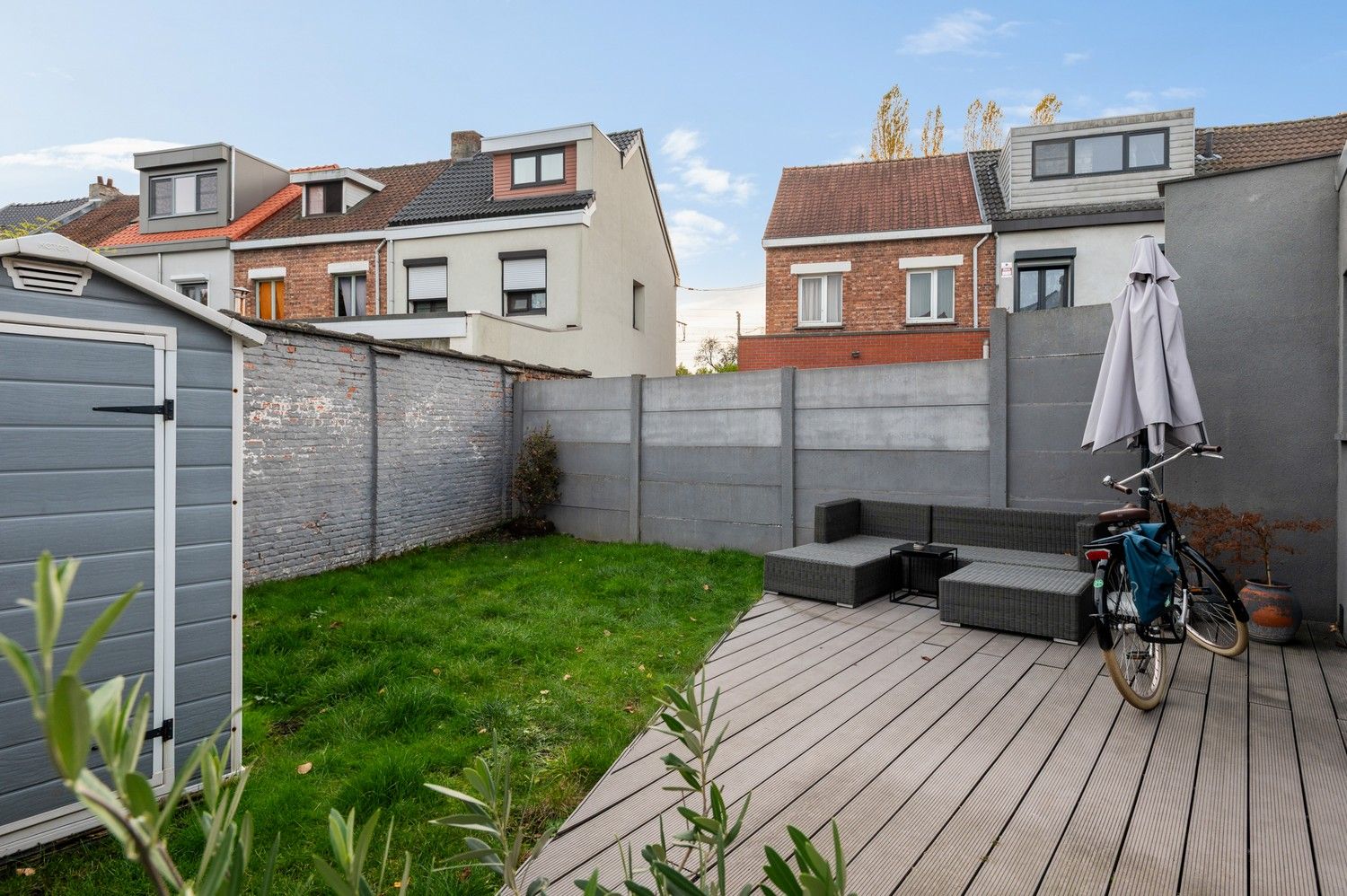 Instapklare woning met 4 slaapkamers, garage en tuin te Berchem! foto 11