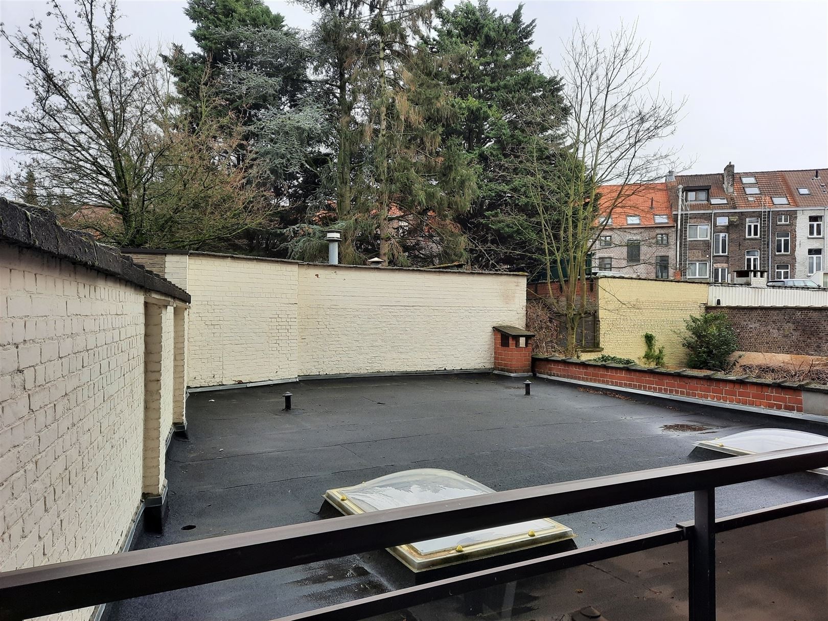 Prachtige, degelijke studio op een uitstekende locatie. foto 11