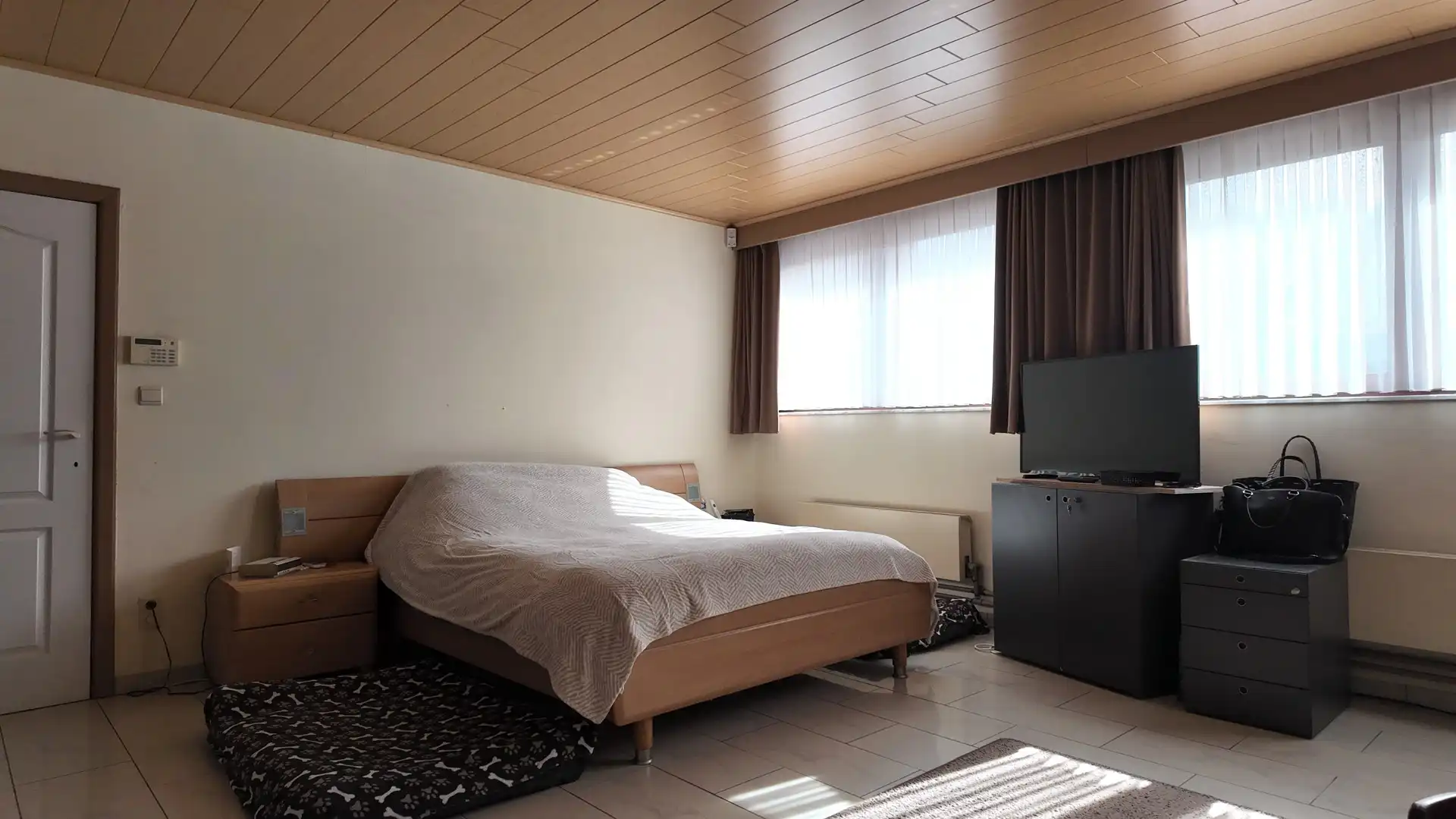 WONING MET LOODS TE KOOP - ZUTENDAAL foto 9