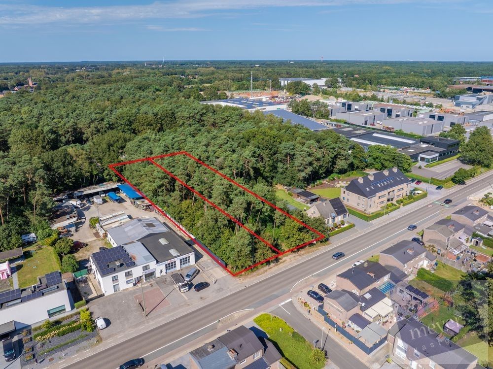 Exclusieve bouwgrond van 20a02ca met groene achterzijde foto 3