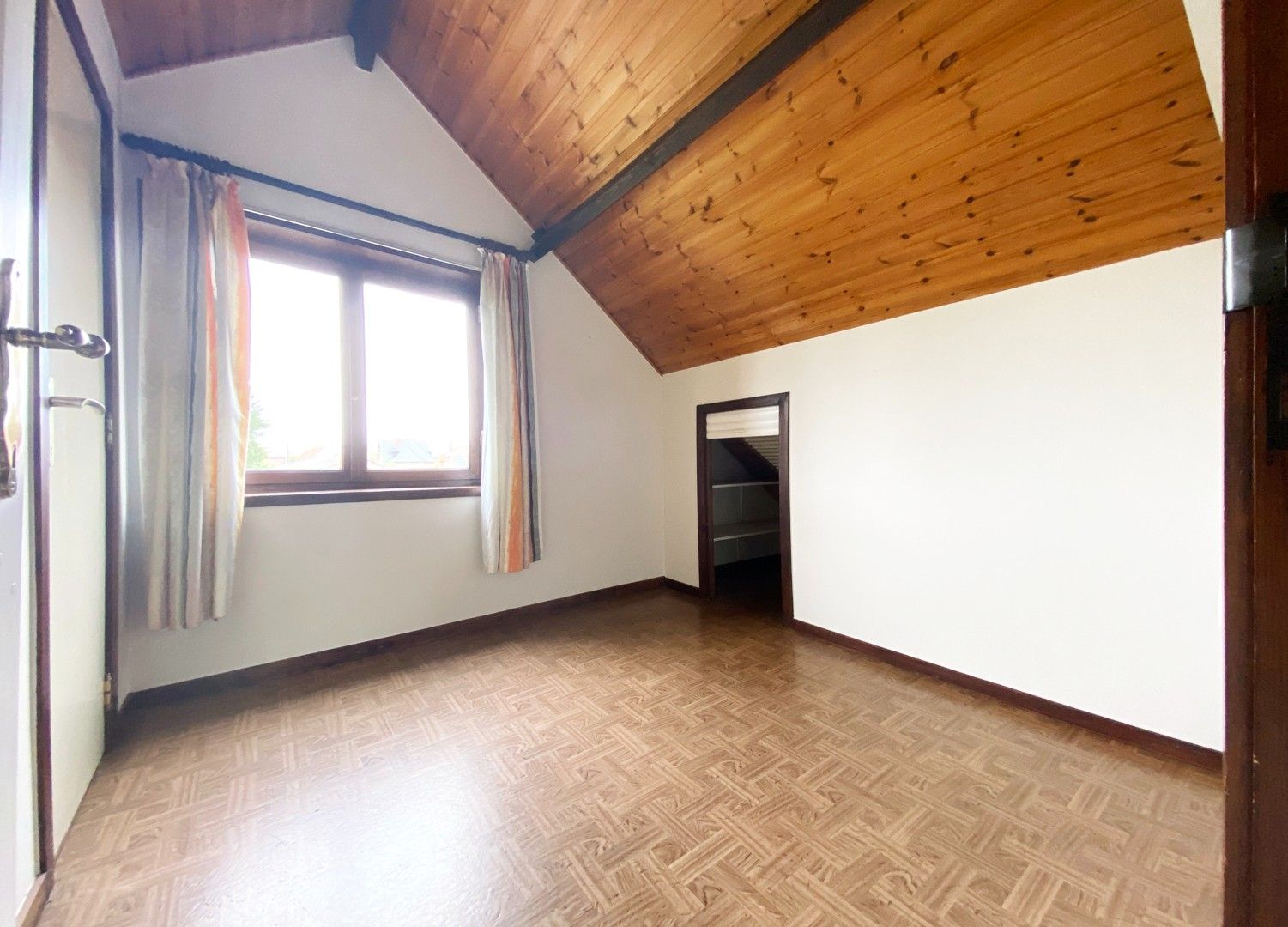 Ruime kangoeroewoning te Bilzen foto 9