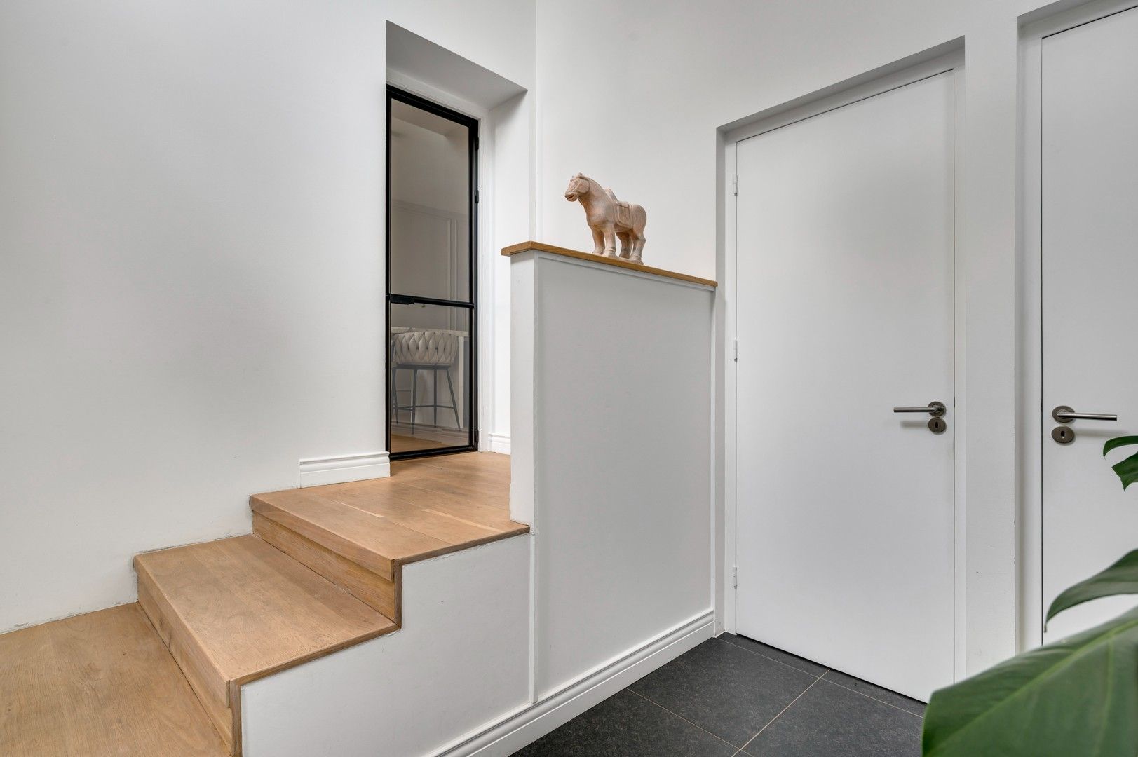PRACHTIGE HERENWONING MET 3 SLPKS TE KOOP IN ZUSSEN (RIEMST) foto 3