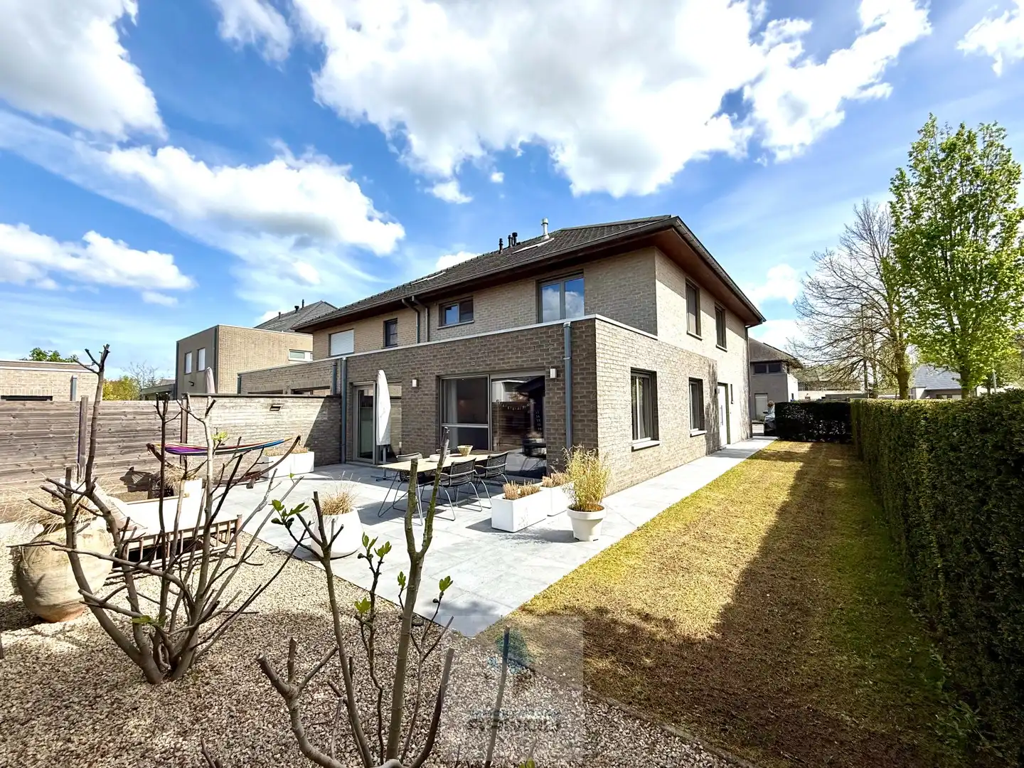 Moderne, instapklare en verrassend ruime gezinswoning in rustige doodlopende straat foto 33