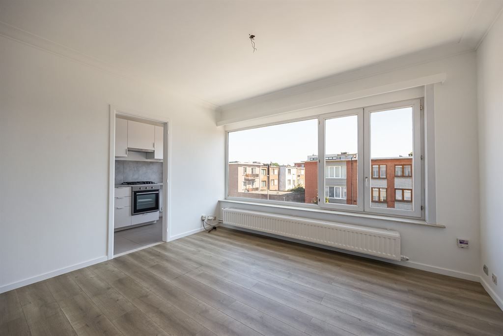 Lichtrijk appartement tussen het groen foto 2